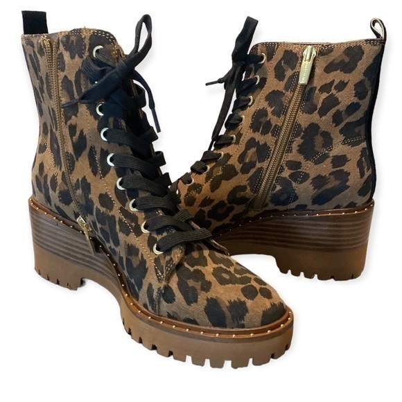 Vince Camuto Shoes - Vince Camuto NEW Debsen Lug Sole Boot SIZE 7.5M